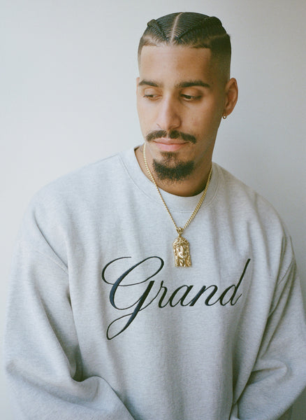 Embroidered Crewneck Ash Grey – Grand Collection