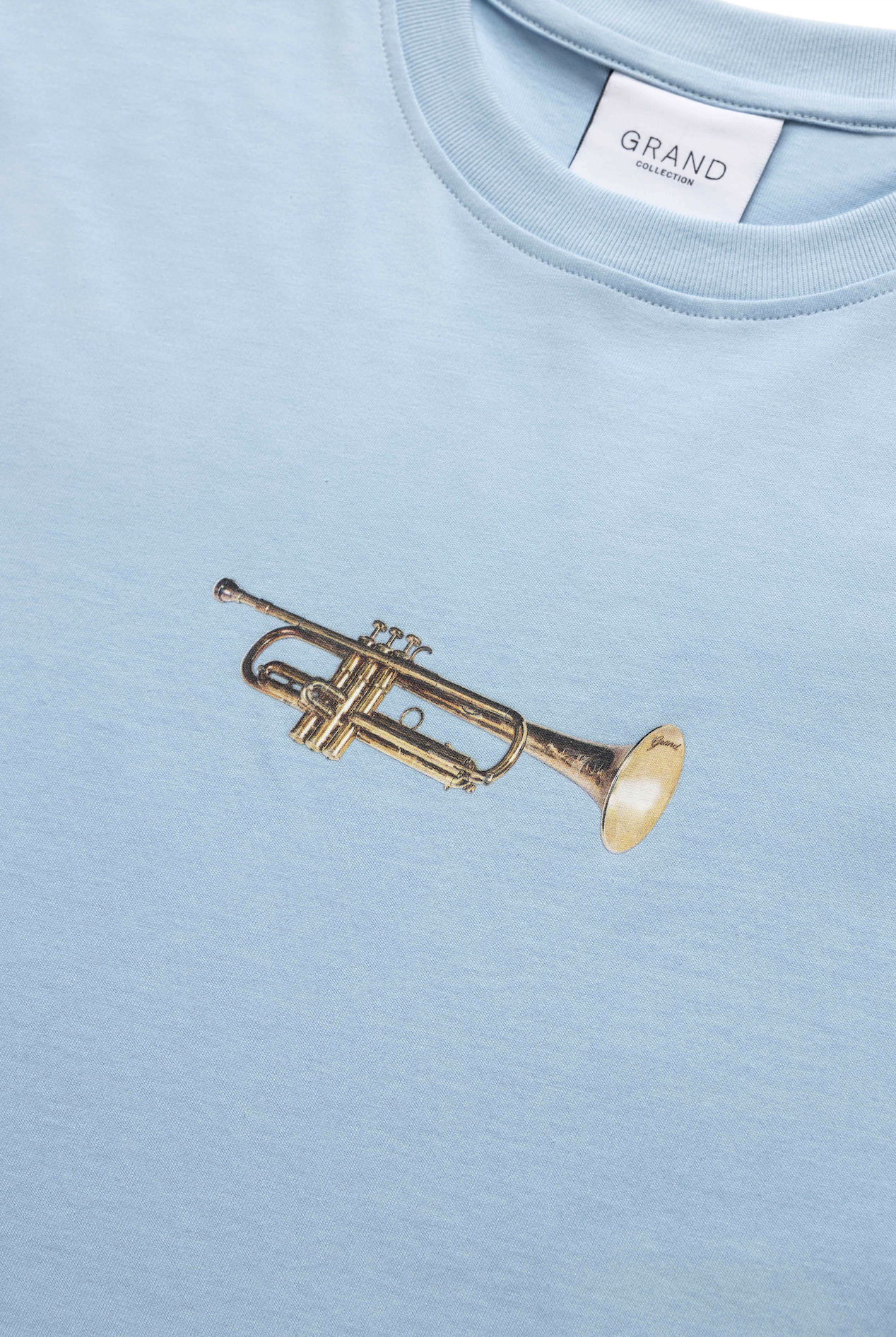 TRUMPET TEE MIDNIGHT POWDER BLUE