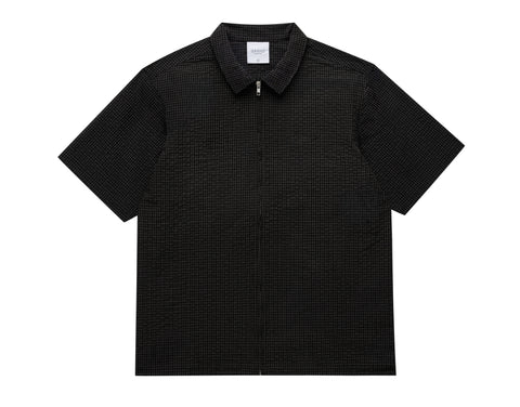SEERSUCKER SHORT SLEEVE ZIP UP BLACK