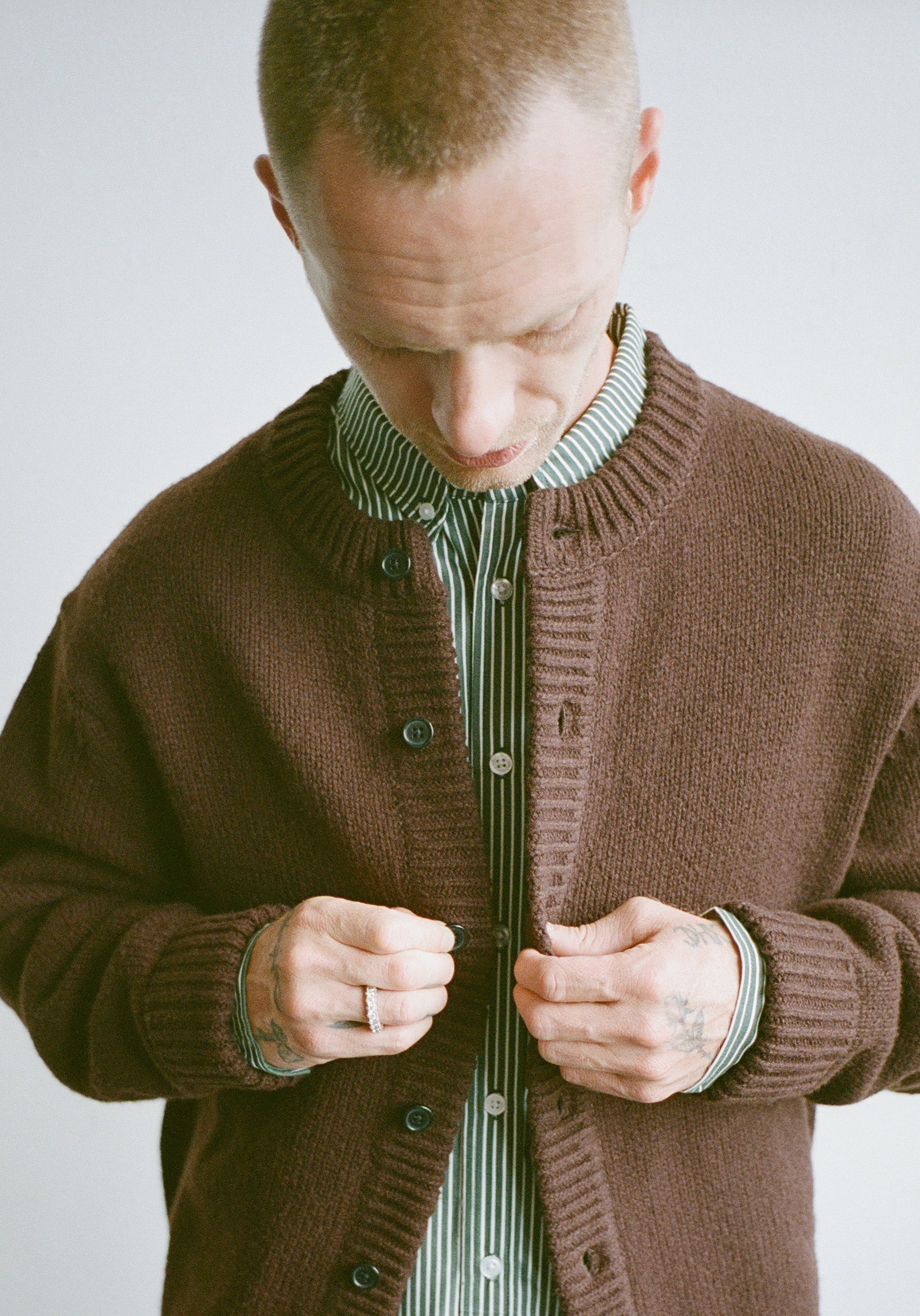 WOOL CARDIGAN ESPRESSO