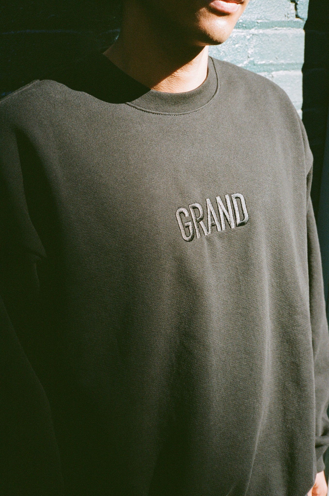 Tonal Embroidered Crewneck Black